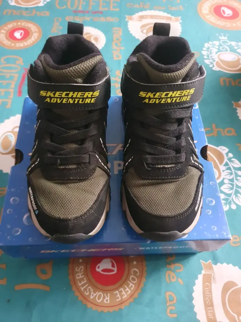 Zapatillas Skechers Adventure impermeables - 2