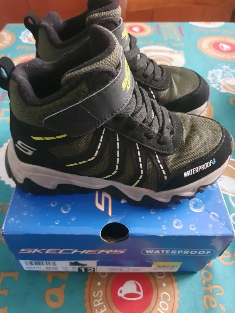 Zapatillas Skechers Adventure impermeables - 3