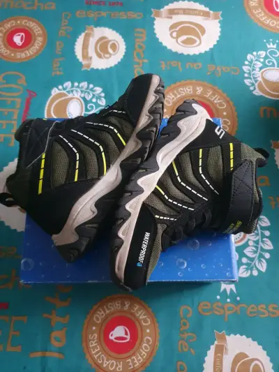 Zapatillas Skechers Adventure impermeables - miniatura 5
