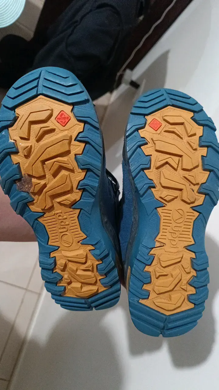 Botas de trekking infantiles Vippi azul y negro - 3