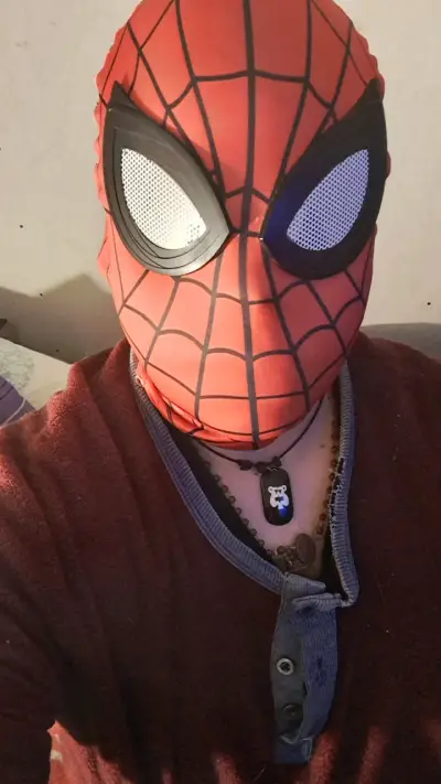 Máscara de Spiderman para disfraz - miniatura 3