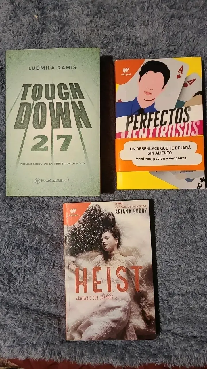 Colección libros WATTPAD - 4