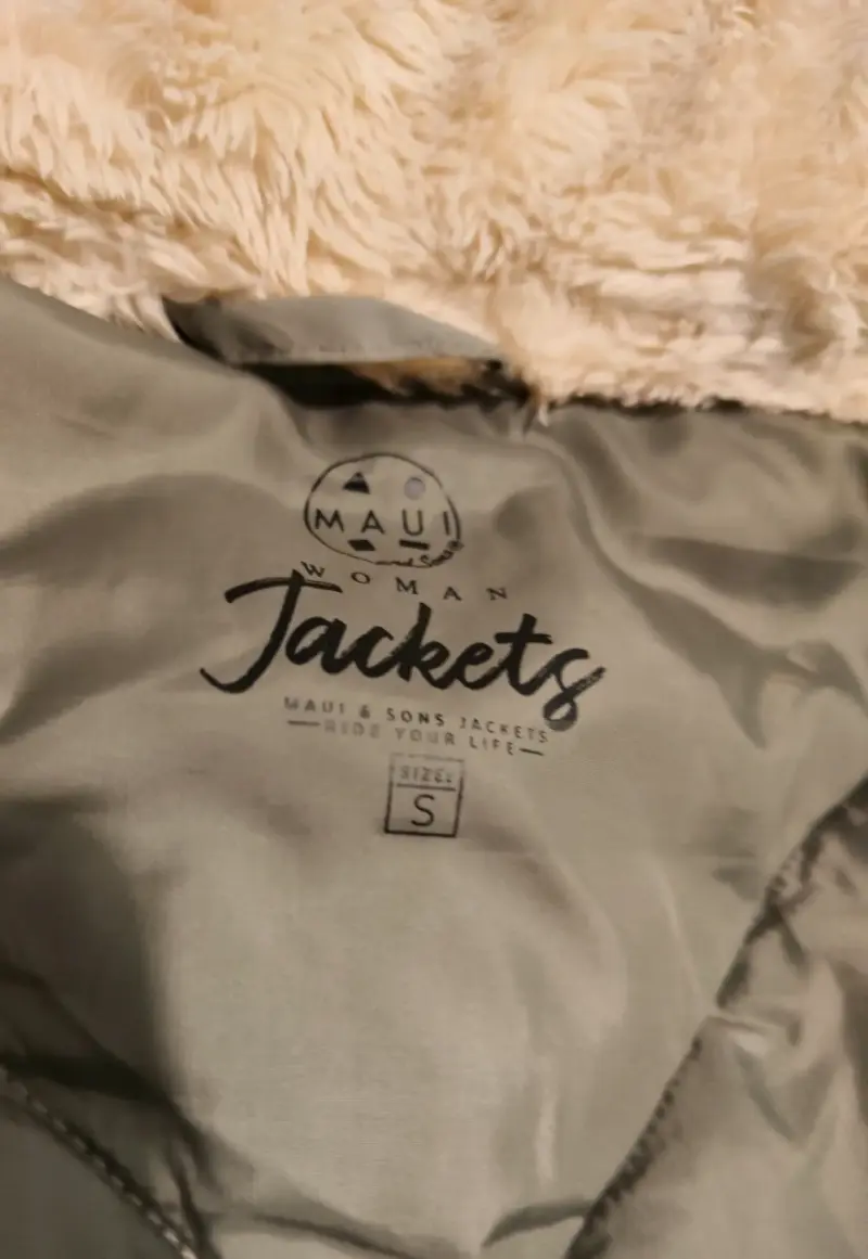 Chaqueta de invierno verde con capucha para mujer - 3