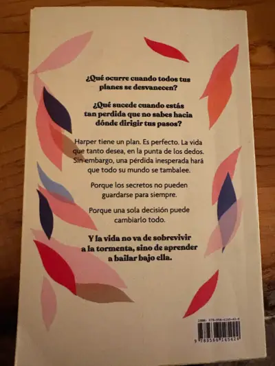 Libro 'Tú y otros desastres naturales' de María Martínez - miniatura 3
