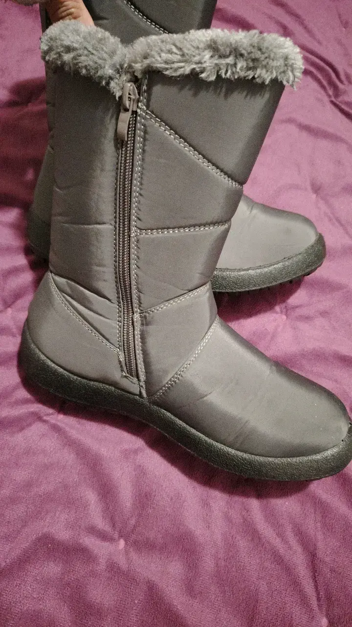 Botas de invierno gris con forro polar - 4