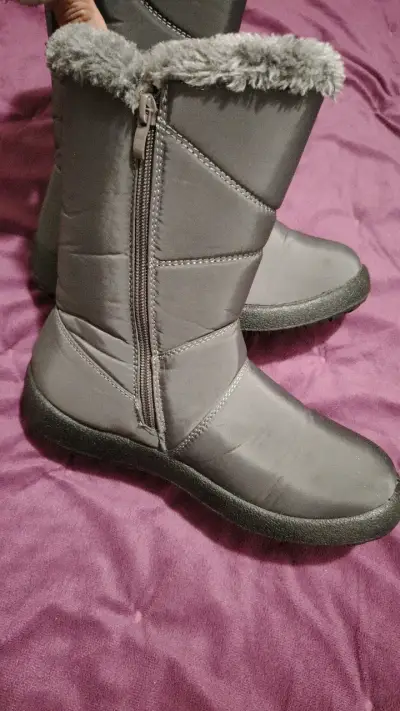 Botas de invierno gris con forro polar - miniatura 4