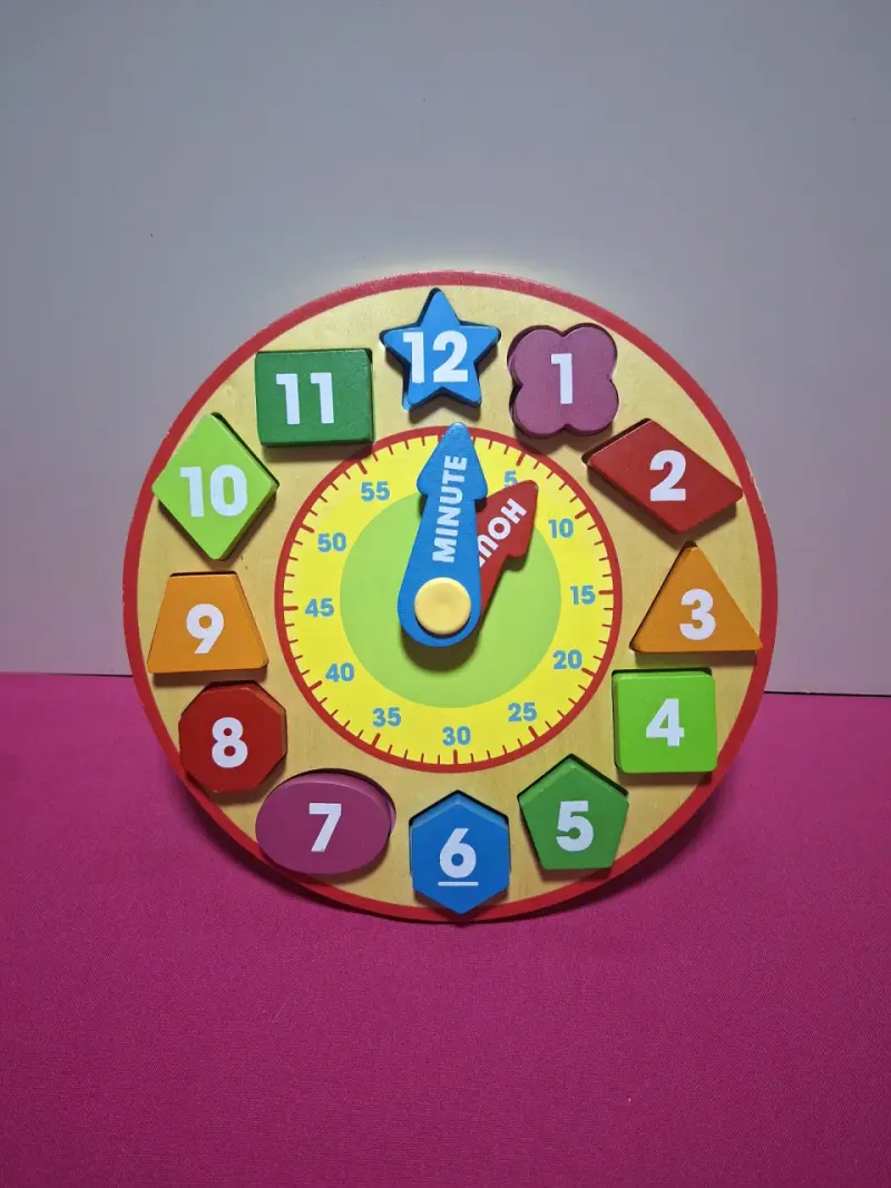 Reloj didáctico de madera para niños