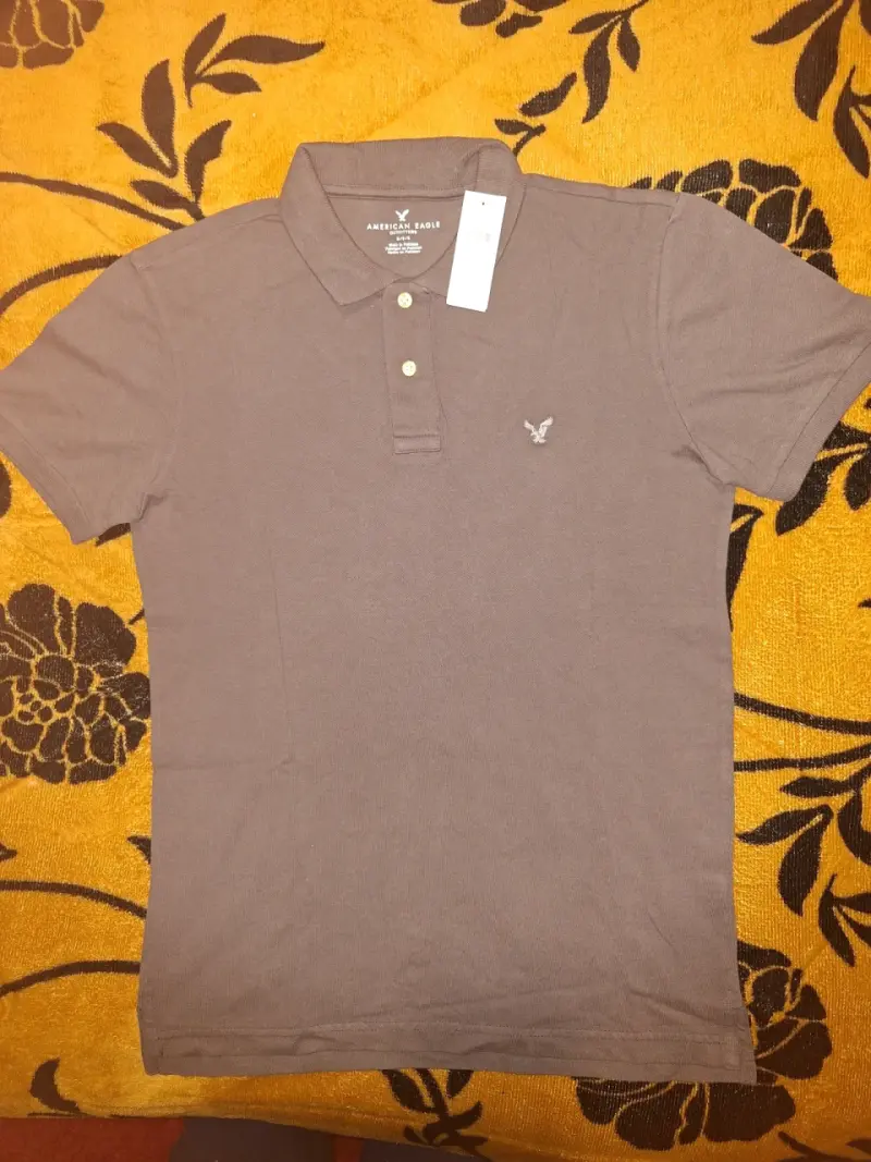 Poleras tipo polo American Eagle en azul y marrón - 3