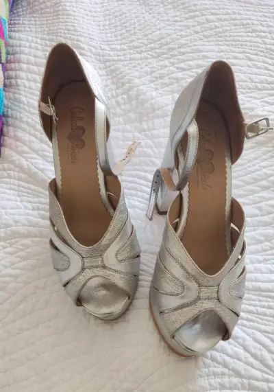 Zapatos de Tacón Plateados para Mujer - miniatura 1