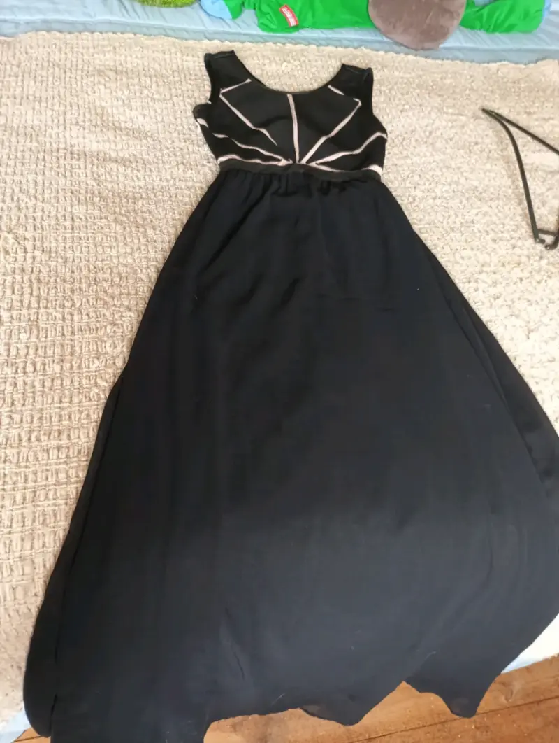 Vestido fiesta largo negro y beige - 1