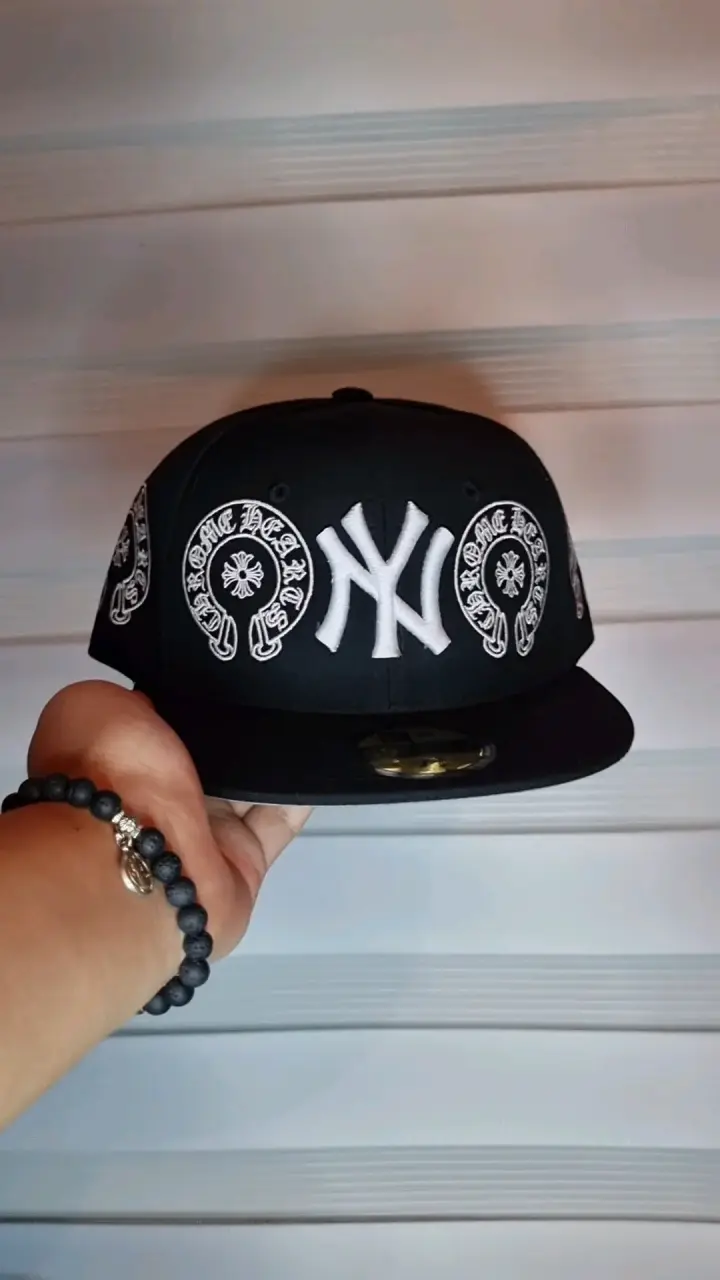 Gorra NewEra X Chrome Hearts - 1