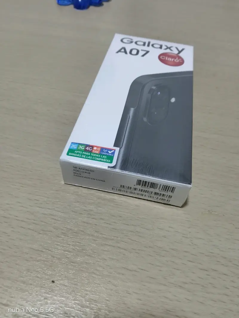 Smartphone Samsung Galaxy A07 Claro Nuevo - 1