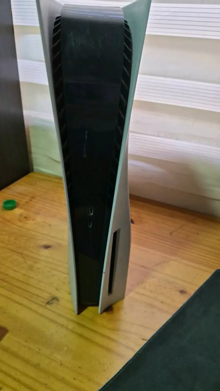 Consola de videojuegos PlayStation 5 en buen estado - 1