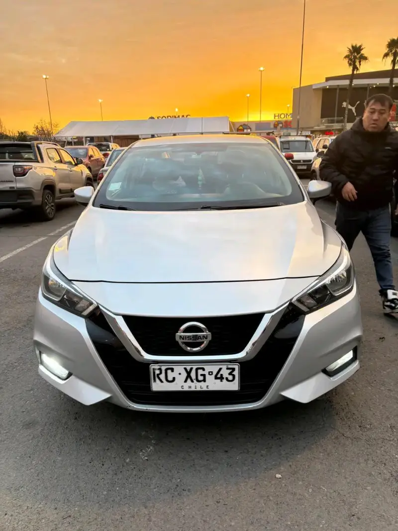 Nissan Versa 2021 en buen estado - 5