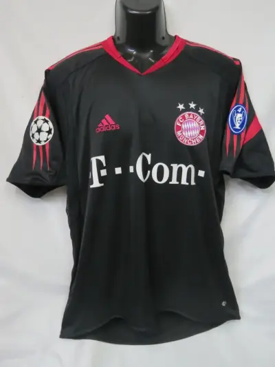 Camiseta Bayern Munich negra Adidas edición Champions - miniatura 1