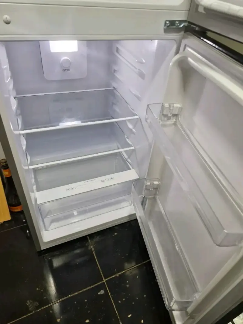 Refrigerador Mademsa de acero inoxidable A+ - 6