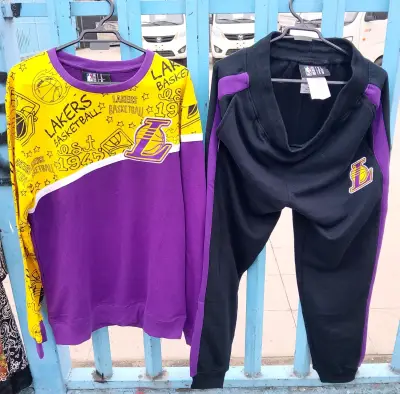 Conjunto deportivo Lakers NBA morado y amarillo - miniatura 1