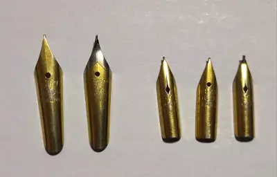Plumas antiguas alemanas enchapadas en 14k - miniatura 1
