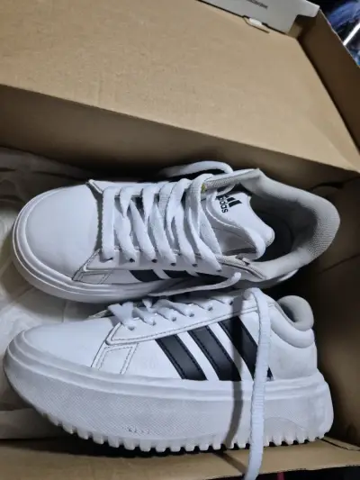 Zapatillas Adidas con plataforma - miniatura 3