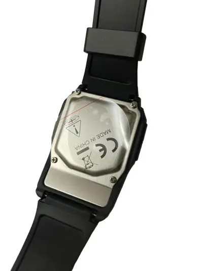 Reloj calculadora digital con alarma y cronómetro - miniatura 4
