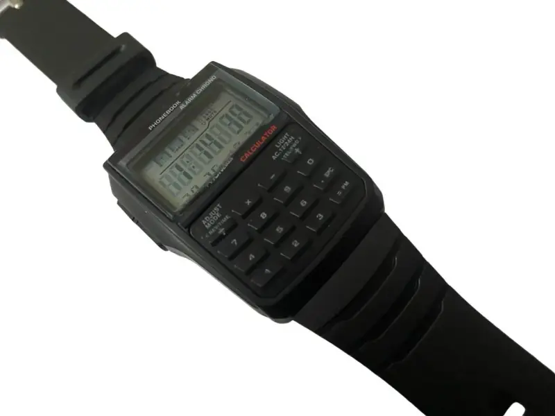 Reloj calculadora digital con alarma y cronómetro - 5