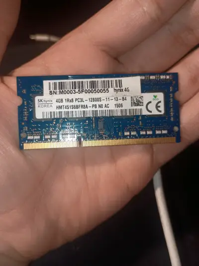 OFERTA Memoria RAM 4GB SK Hynix DDR3 para Laptop - miniatura 1