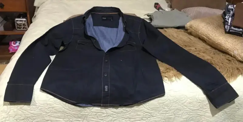 Camisa de mezclilla negra para hombre - 2