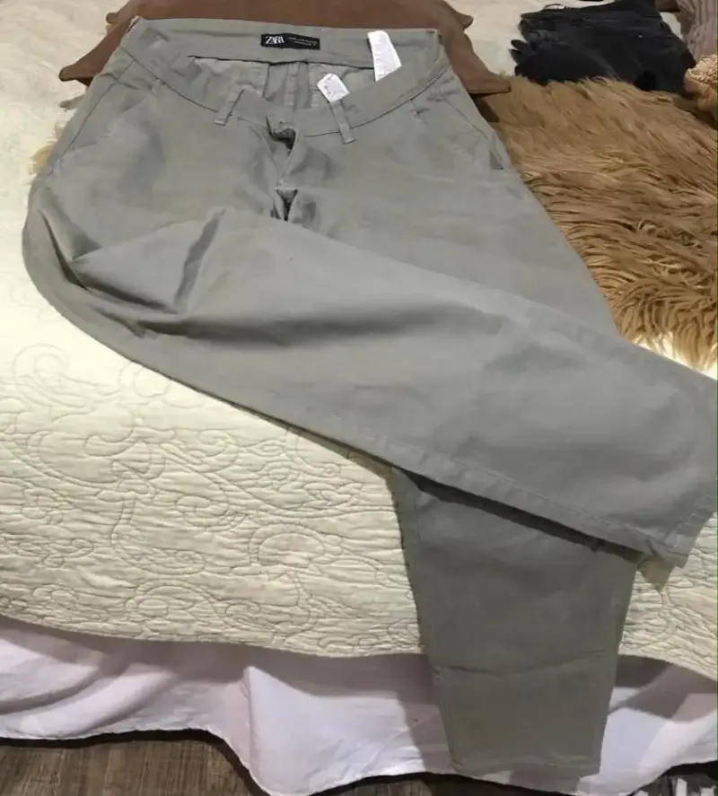 Pantalones casuales grises Zara para hombre