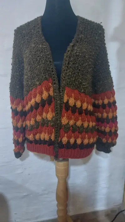 Chaleco tejido a mano multicolor para mujer - miniatura 2