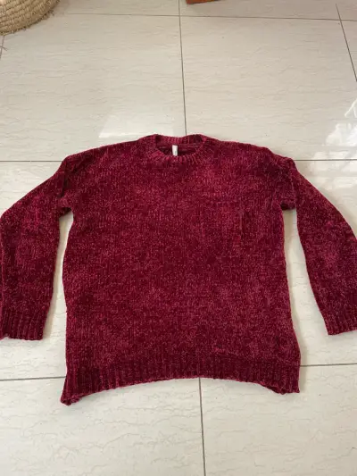 Suéter de lana rojo para mujer - miniatura 1