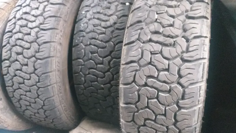 Neumáticos XBRI Brutus 215/65R16 usados - 2