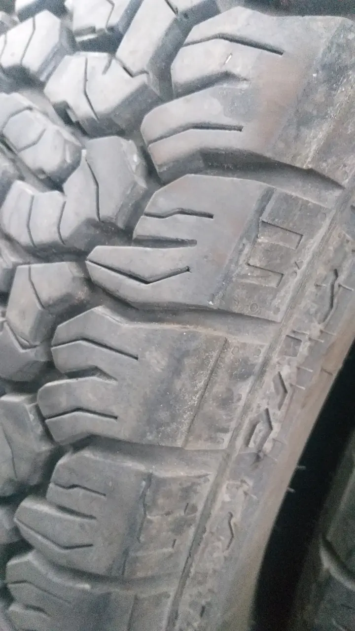 Neumáticos XBRI Brutus 215/65R16 usados - 3