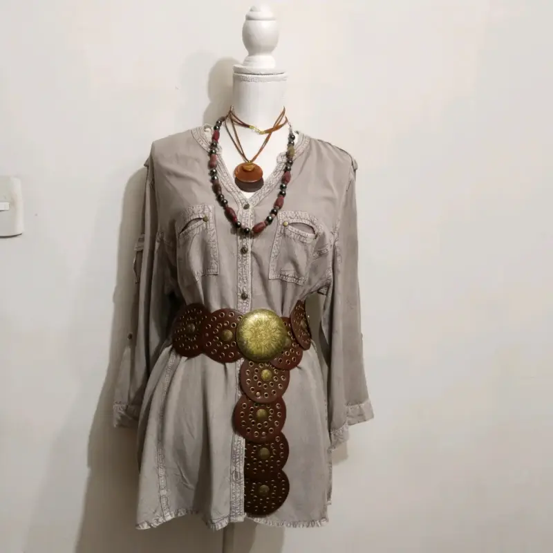 Blusa estampada de mujer en tonos vivos - 5