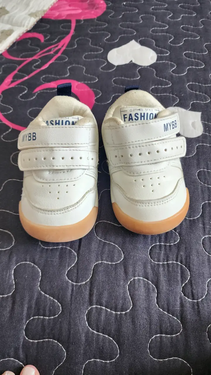 Vendo zapatos de bebe niño los 3pares x 15.000 - 3