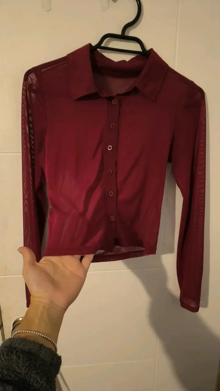 Blusa de gasa burdeo manga larga - 1