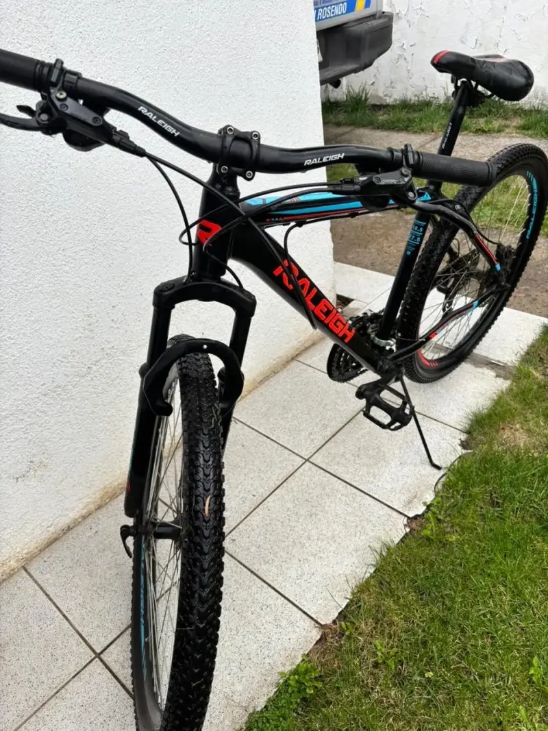 Bicicleta Raleigh Mojave 2.0 MTB Negra y Azul - 2