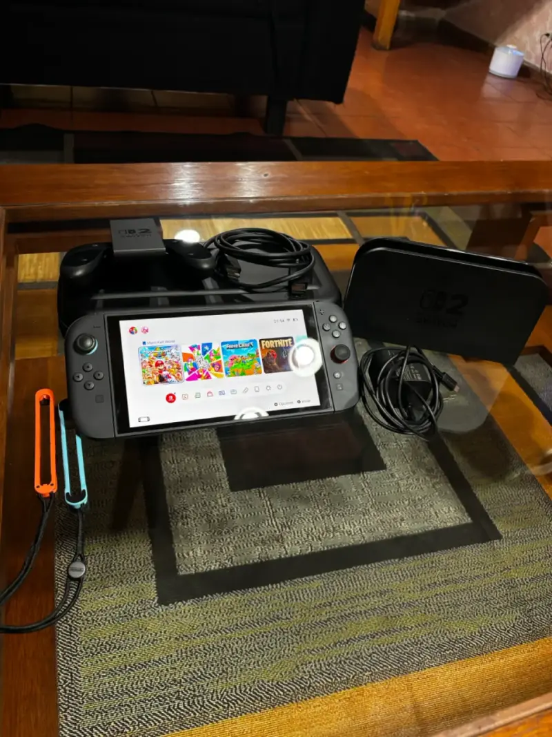 Nintendo Switch 2 + 2 Juegos (Mario Kart World y M - 1