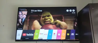 Televisor LG Smart TV 43 pulgadas - miniatura 3