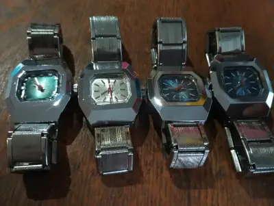 Relojes de pulsera vintage Elida con correa metálica - miniatura 1