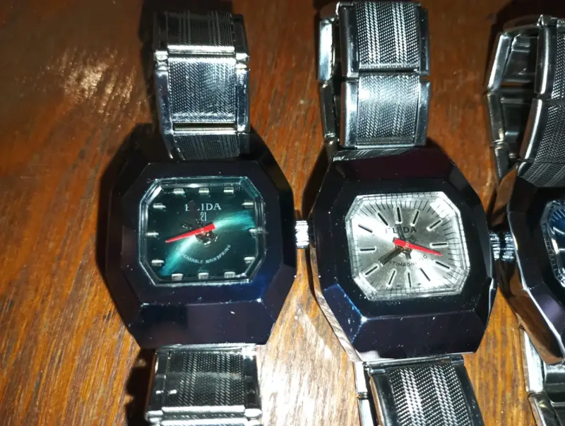 Relojes de pulsera vintage Elida con correa metálica - 3