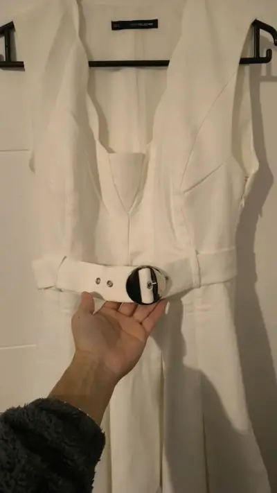 Vestido blanco con cinturón Sfera Collection - miniatura 2