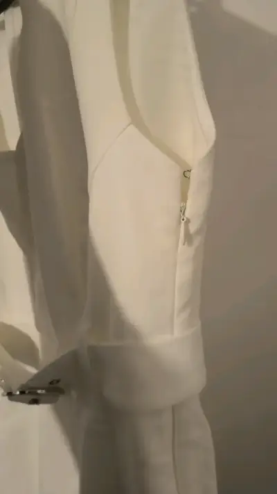 Vestido blanco con cinturón Sfera Collection - miniatura 5