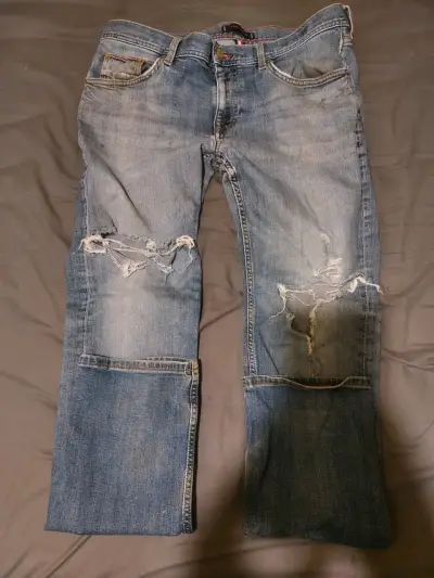 Jeans Tommy Hilfiger desgastados para hombre - miniatura 2
