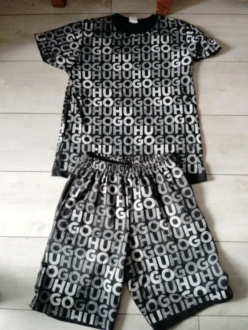 Conjunto de polera y short estampado Hugo - 2