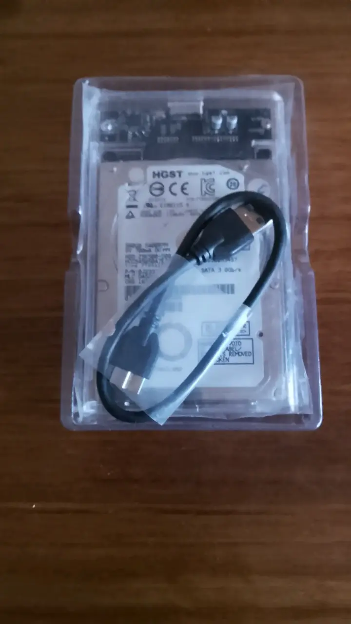 Disco duro externo HGST 500 gb.con cable USB