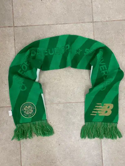 Bufanda verde Celtic FC edición especial - miniatura 1