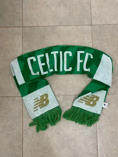 Bufanda verde Celtic FC edición especial - miniatura 2