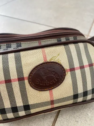 Riñonera Burberry con diseño clásico - miniatura 3