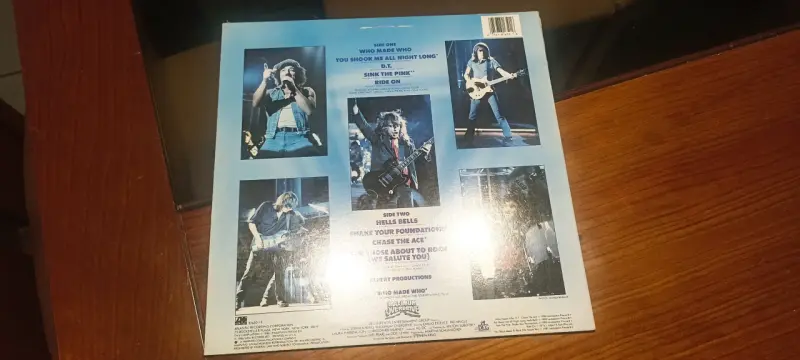 Vinilo AC/DC Who Made Who en buen estado - 2