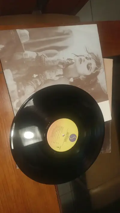 Vinilo Like a Virgin de Madonna en buen estado - miniatura 2